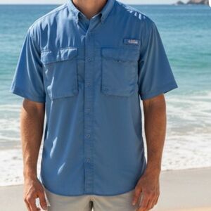 Men's Blue Short Sleeve Shirt